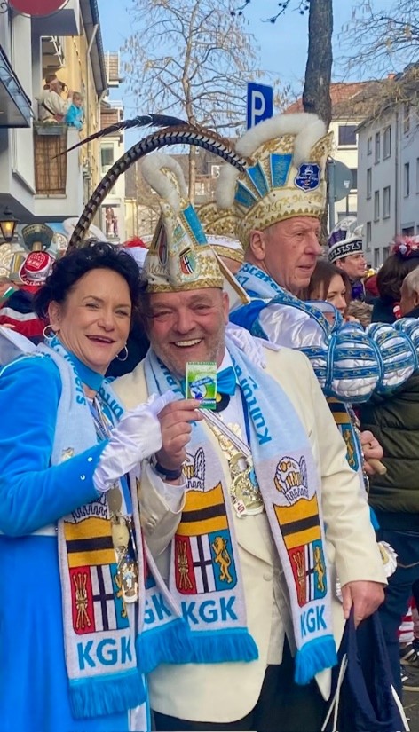 Enno Kramer mit Prinzessin Bea I. und Prinz Manni I. Enno Kramer mit Prinzessin Bea I. und Prinz Manni I.
